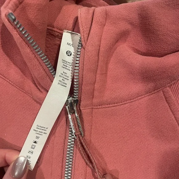 Lulu Lemon Scuba quarter zip - Picture 3 of 4